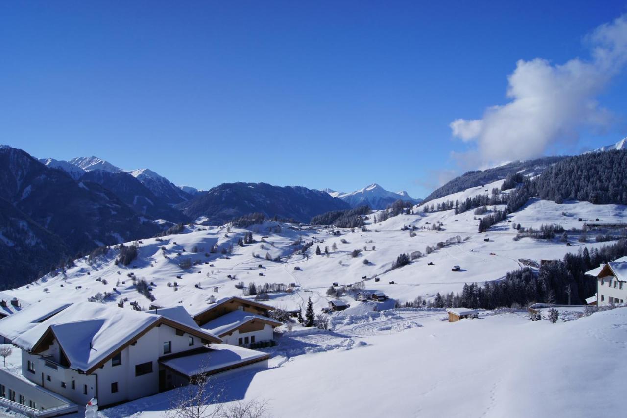 Apart-Hotel Alpinsonnenresidenz Fiss Εξωτερικό φωτογραφία